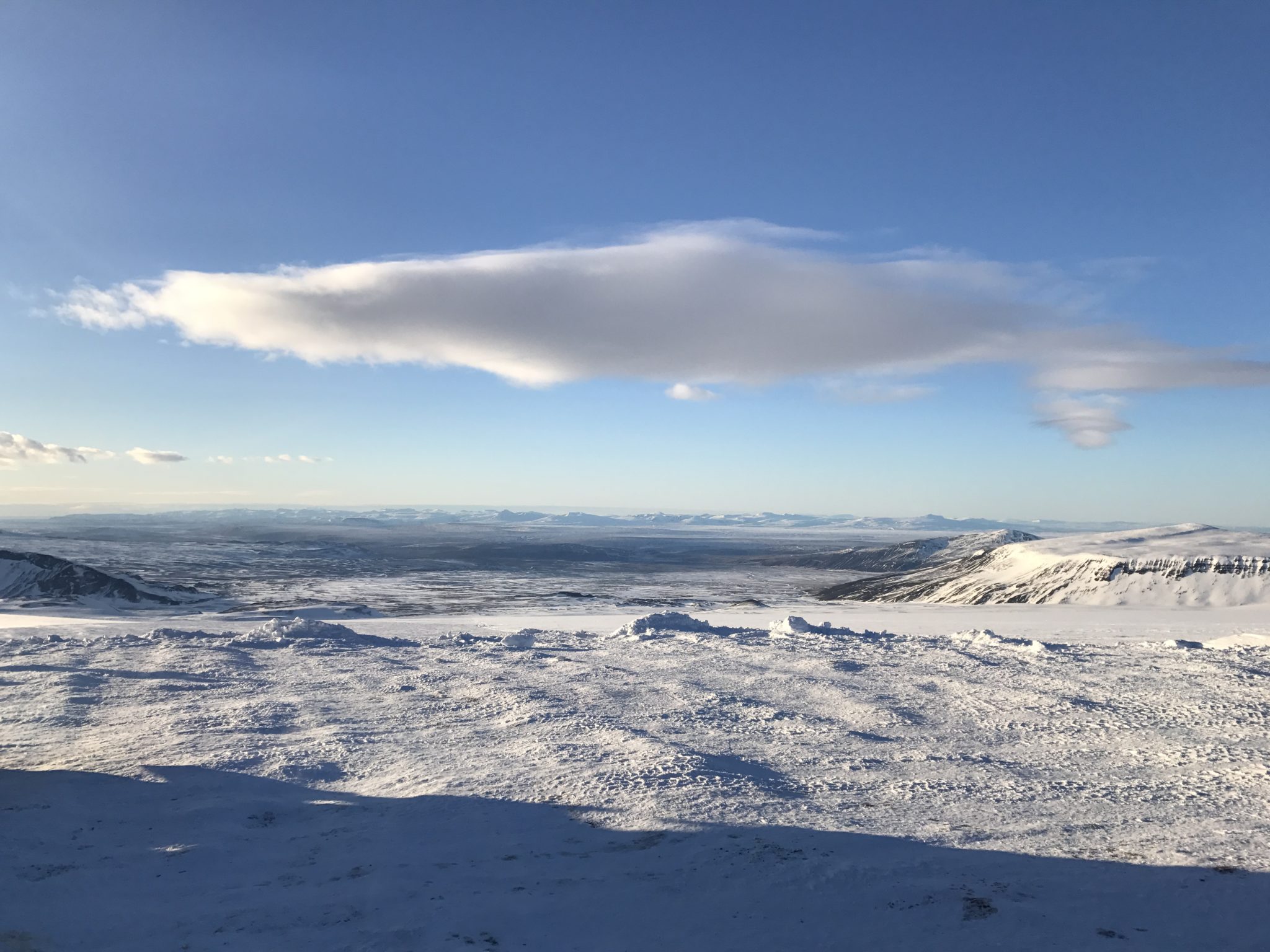 Into the glacier – Aurora Reykjavik