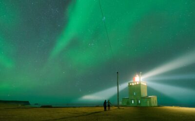 NORTHERN LIGHTS TRIP FROM REYKJAVÍK: TIPS & TRICKS TO PLAN YOUR NORTHERN LIGHTS HUNT