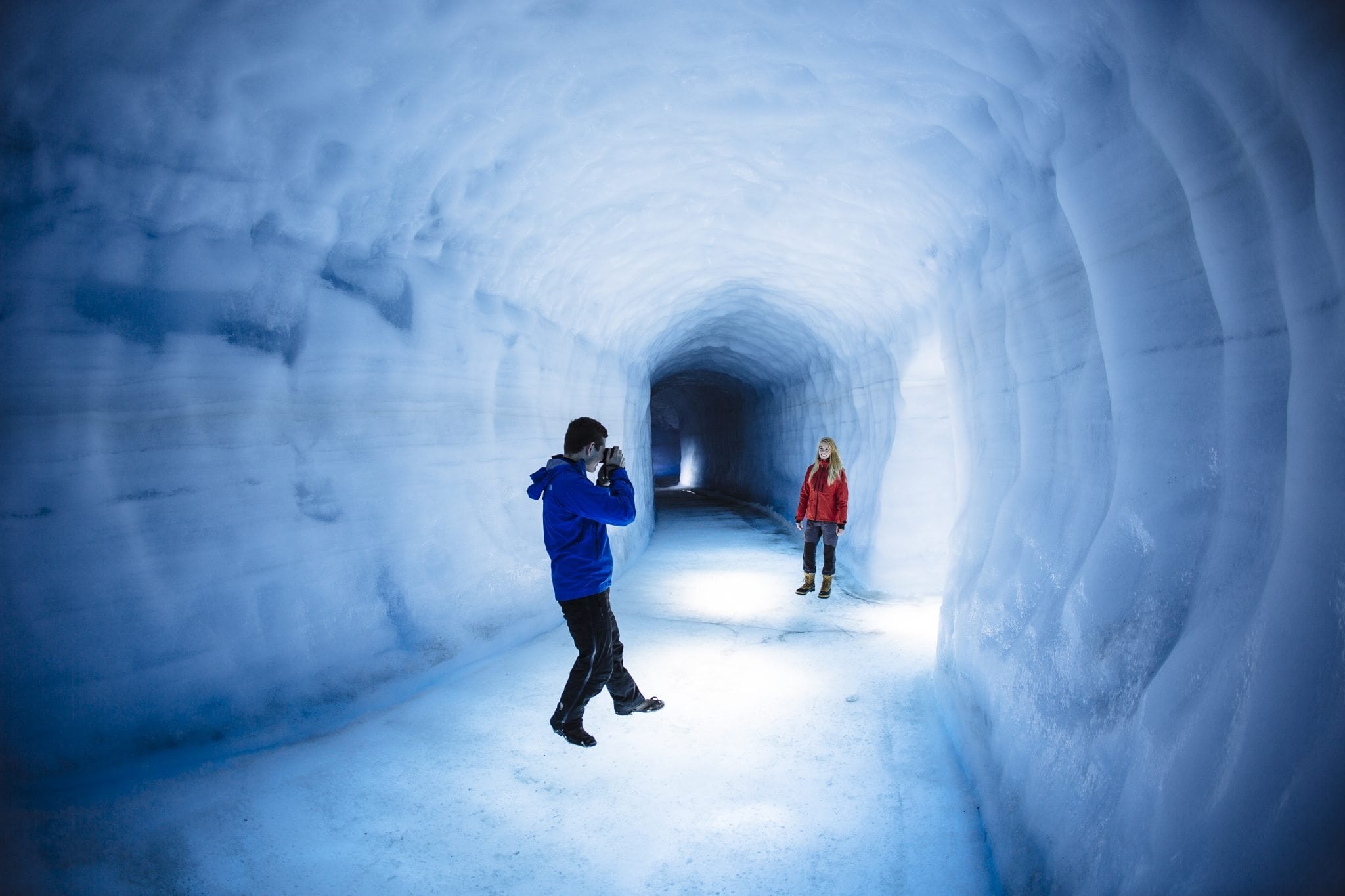 iceland cave tour