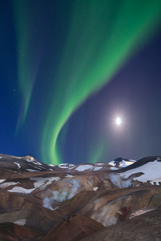 The Northern Lights During a Full Moon