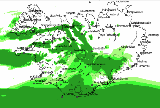 Aurora forecast showing the cloud cover over Iceland. South Iceland is covered in dark and light green, meaning intense and moderate cloud cover.