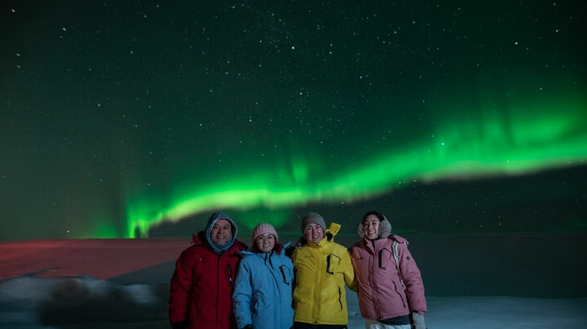 NORTHERN LIGHTS PRIVATE TOUR FOR GROUPS OVER 18 PAX