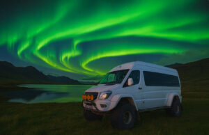 Aurora Superjeep Tour with Photographer
